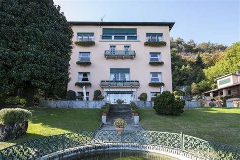 donatella versace compra villa mondadori|Donatella Versace Buys Villa Mondadori in Northern Italy.